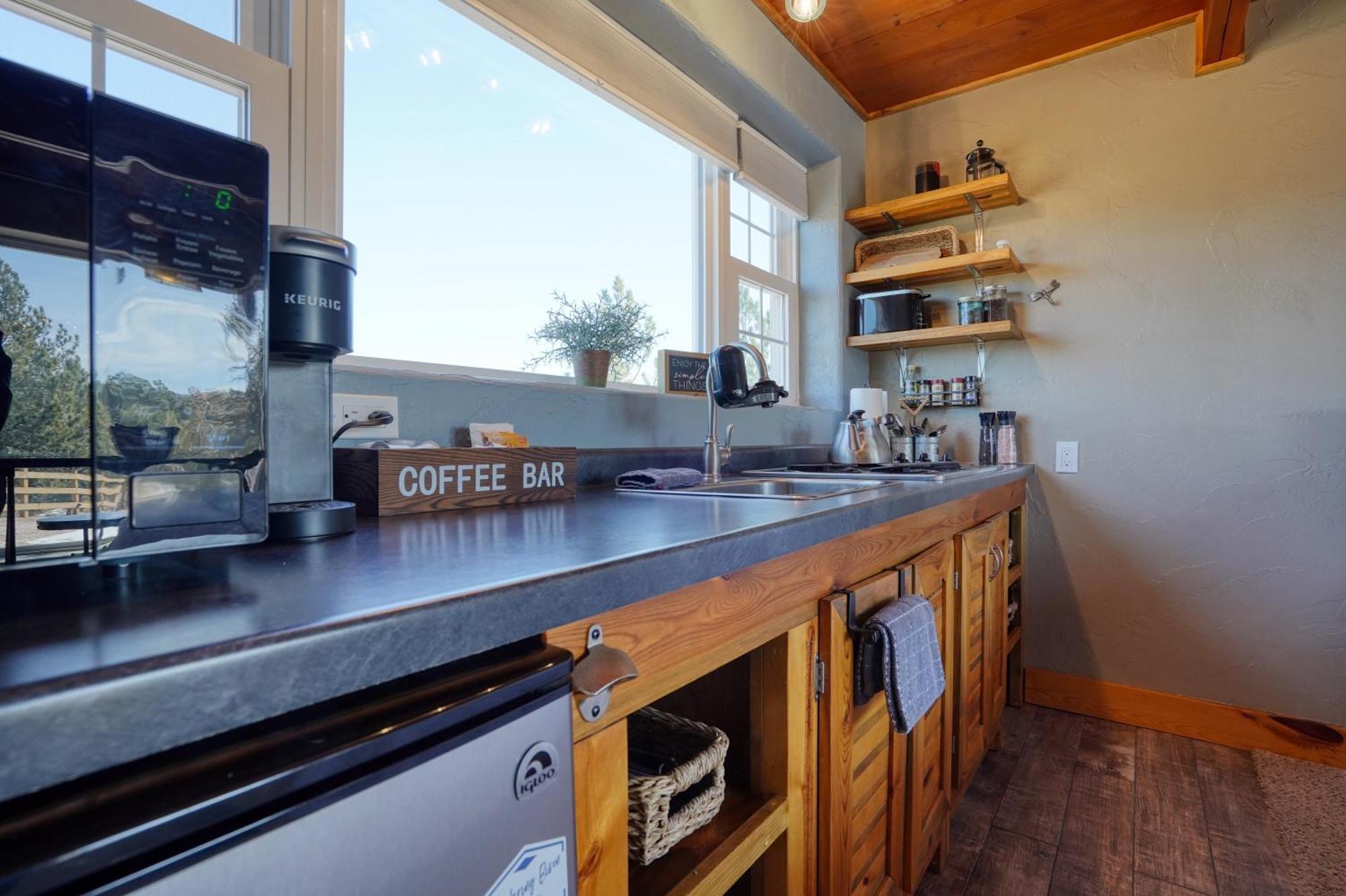 Sunrise Cabin At Highland Meadows Hot Springs Exterior foto