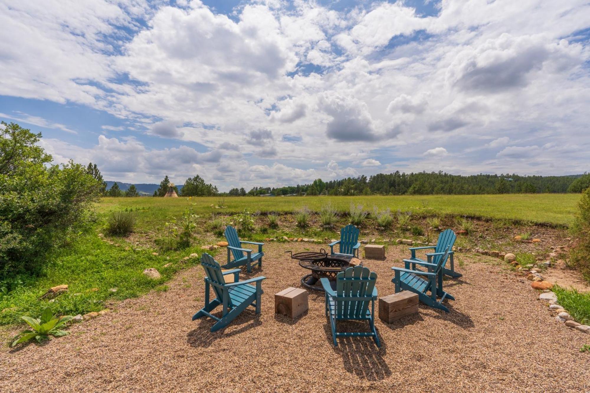 Sunrise Cabin At Highland Meadows Hot Springs Exterior foto